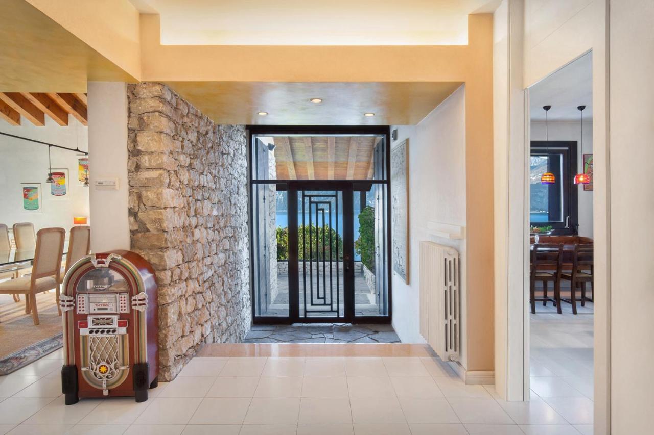 Villa Dismero-Un Oasi Di Lusso E Privacy Brenzone sul Garda Dış mekan fotoğraf